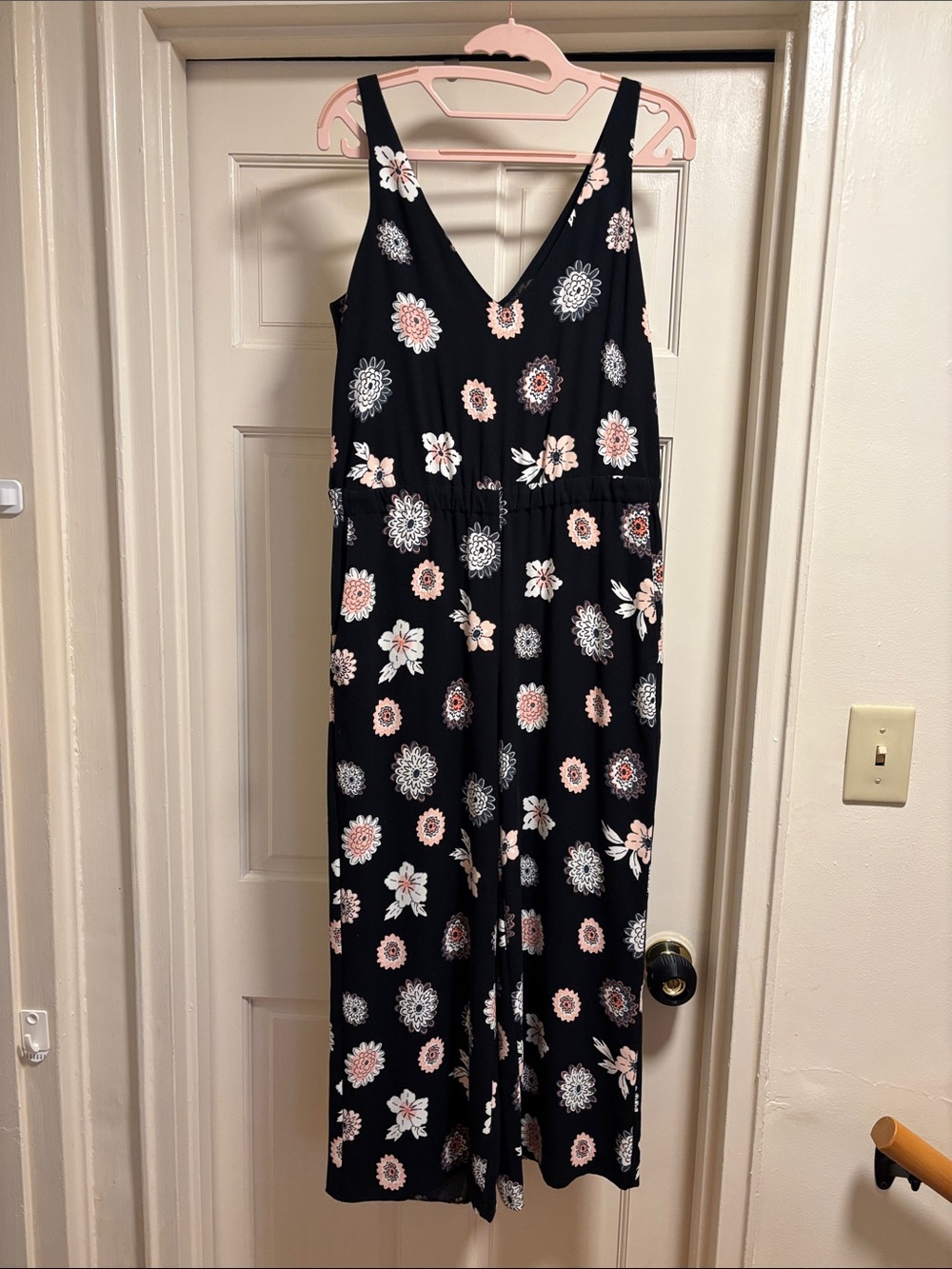 Black Floral V‑Neck Jumpsuit Dress - Pink & White Print
